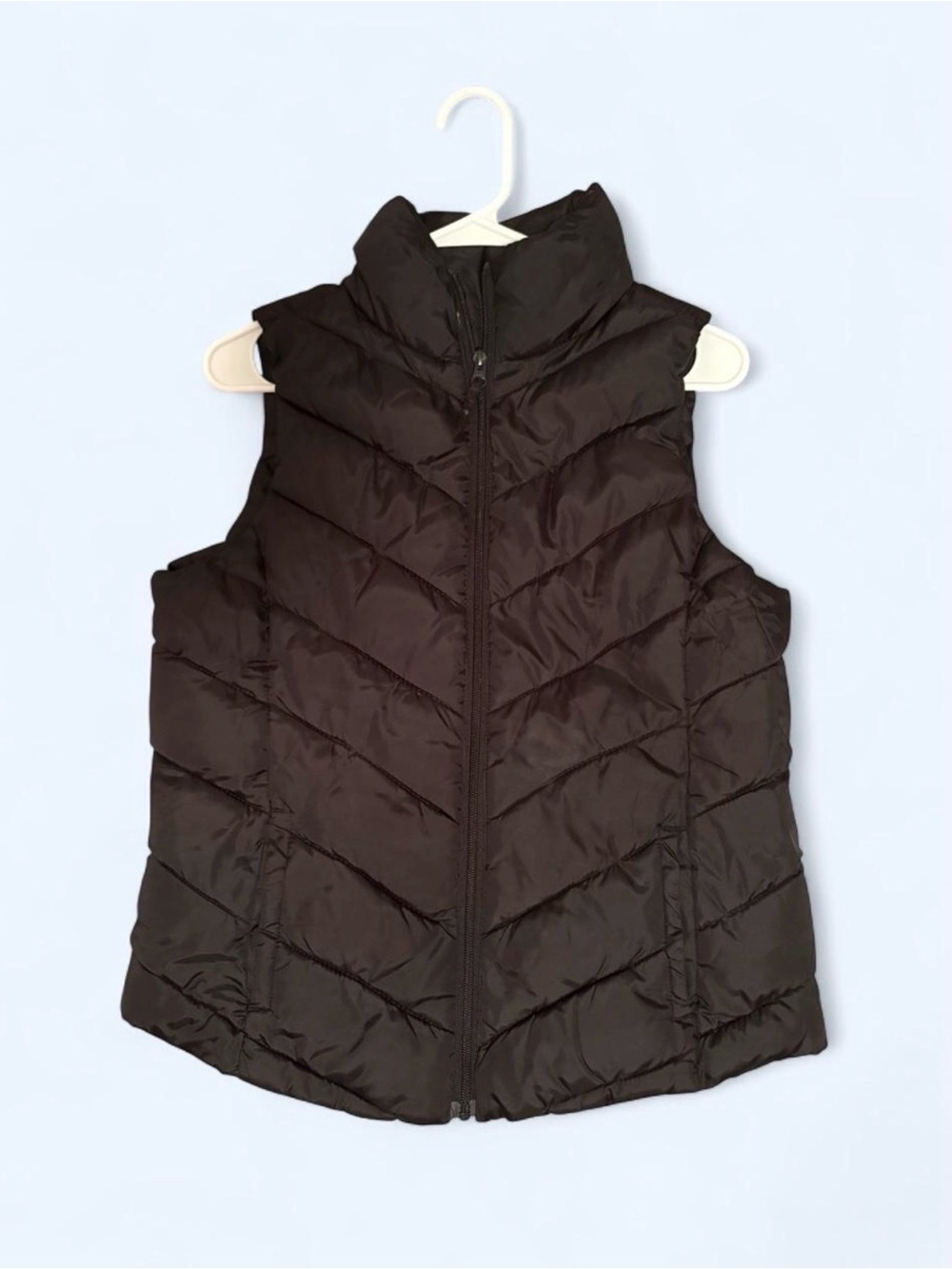 Black Quilted Puffer Vest - Women's Sleeveless Jacket